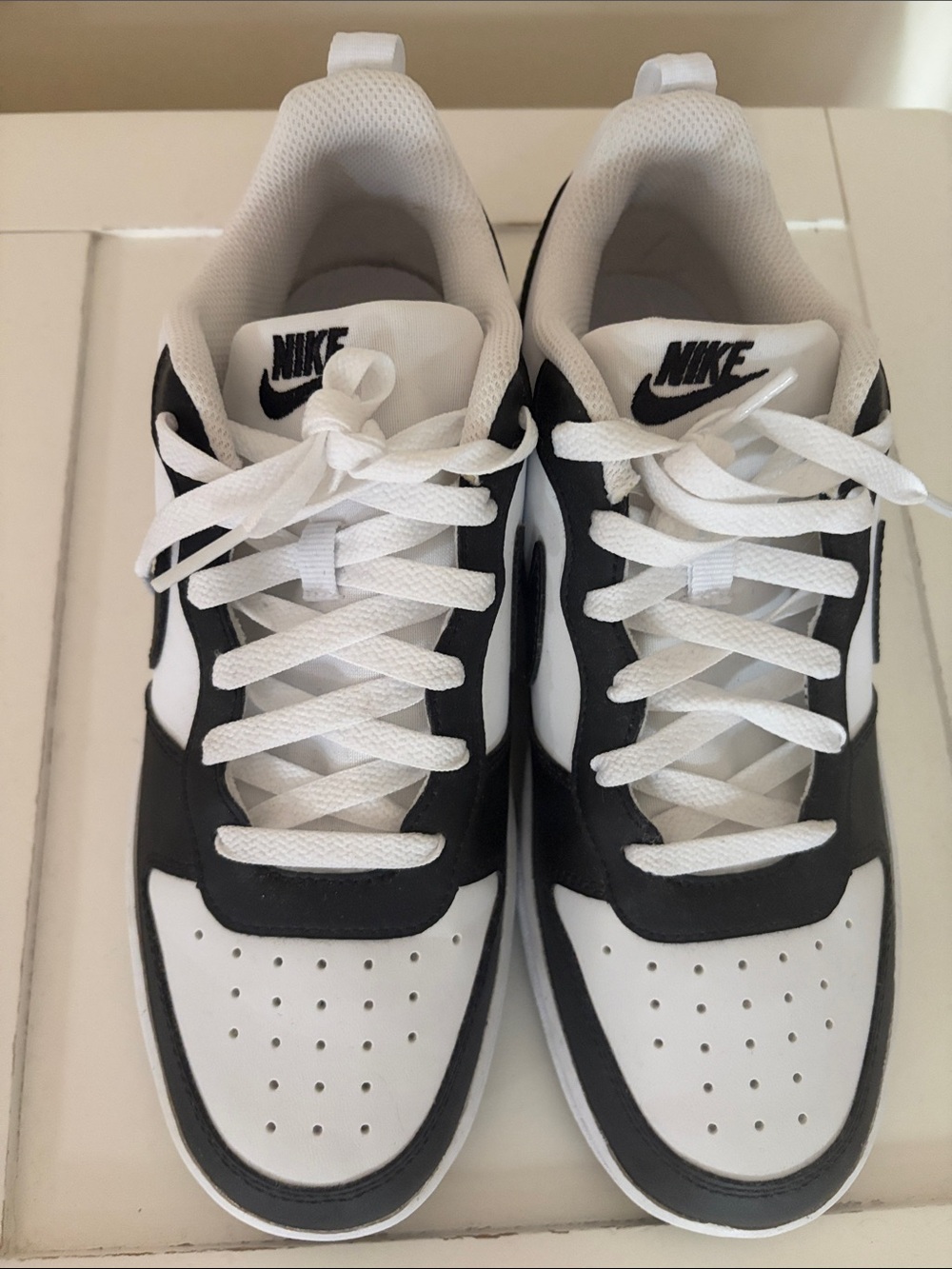 Nike Black and White Low-Top Men's Sneakers